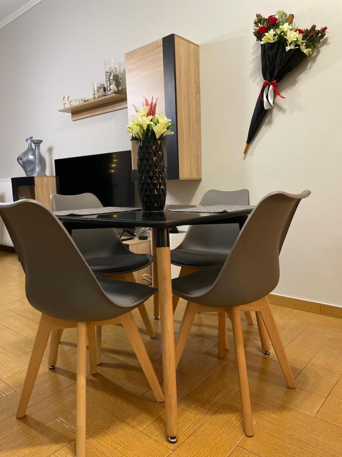 Nemeapolis 3 Apt Eksteriør billede